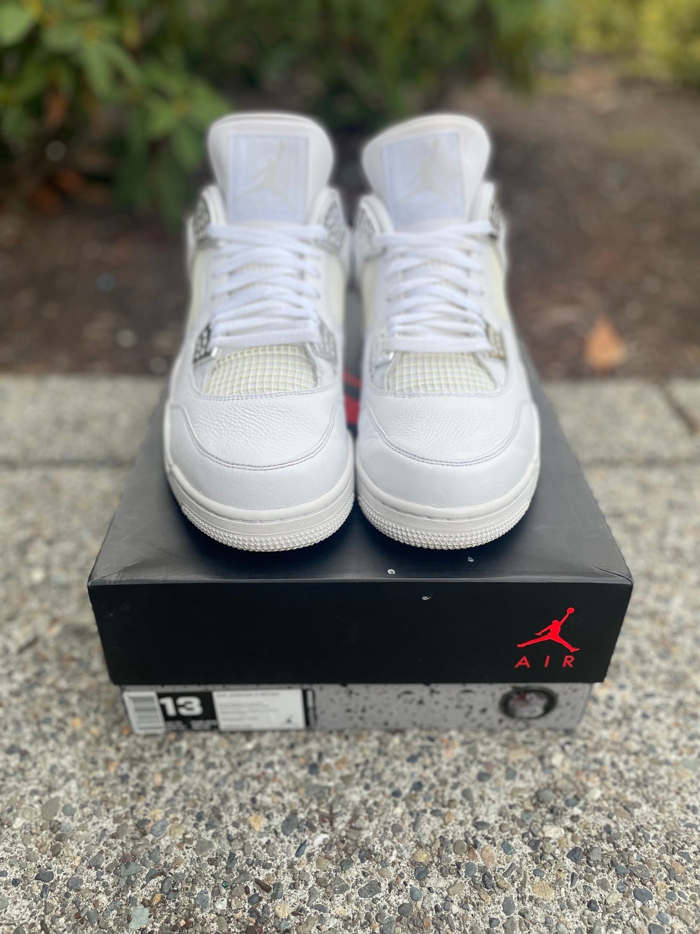 2016 Jordan 4 white metallic pure money with box Size 13