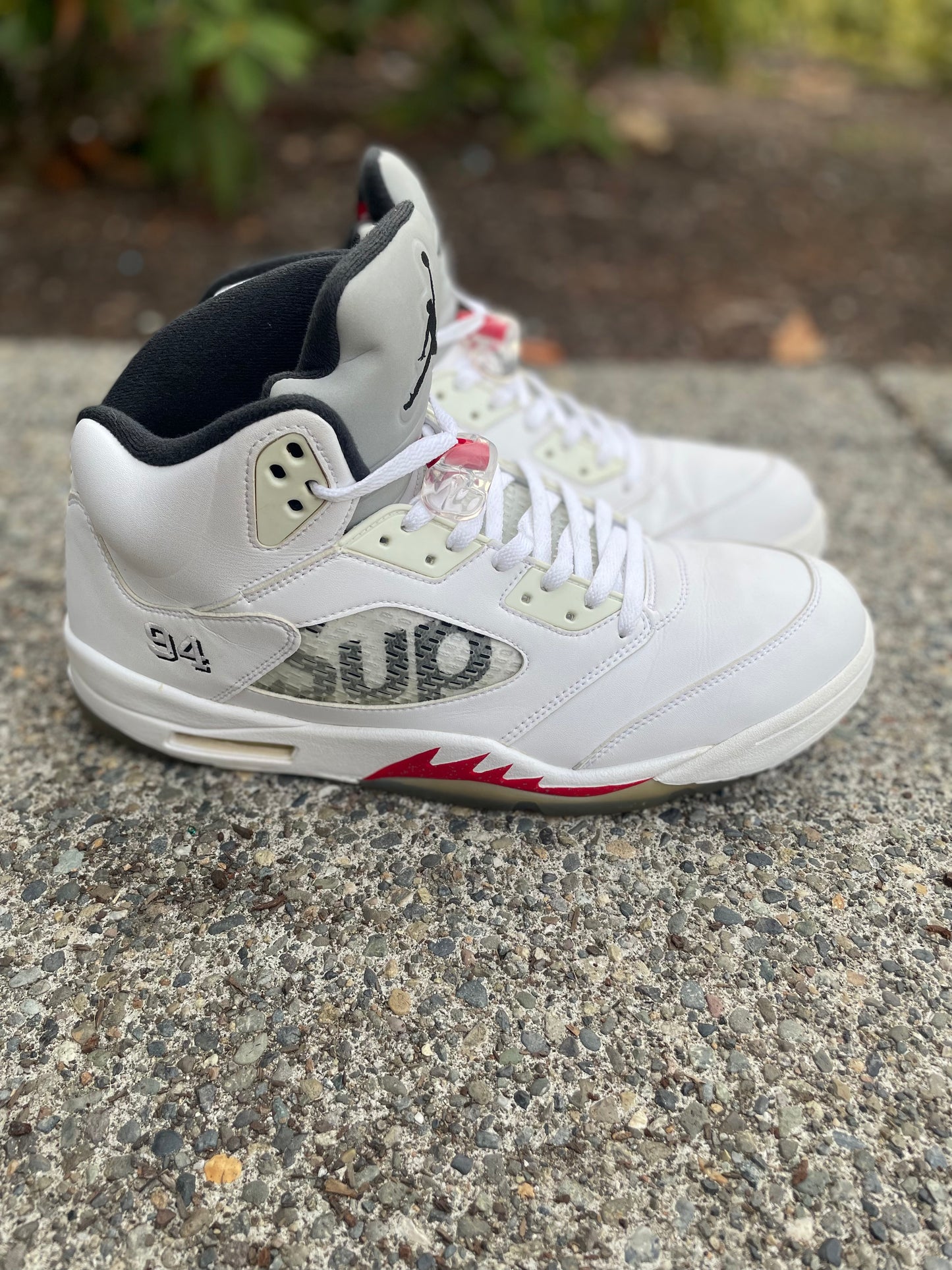 2015 Jordan retro 5 supreme white Sz 14 no box