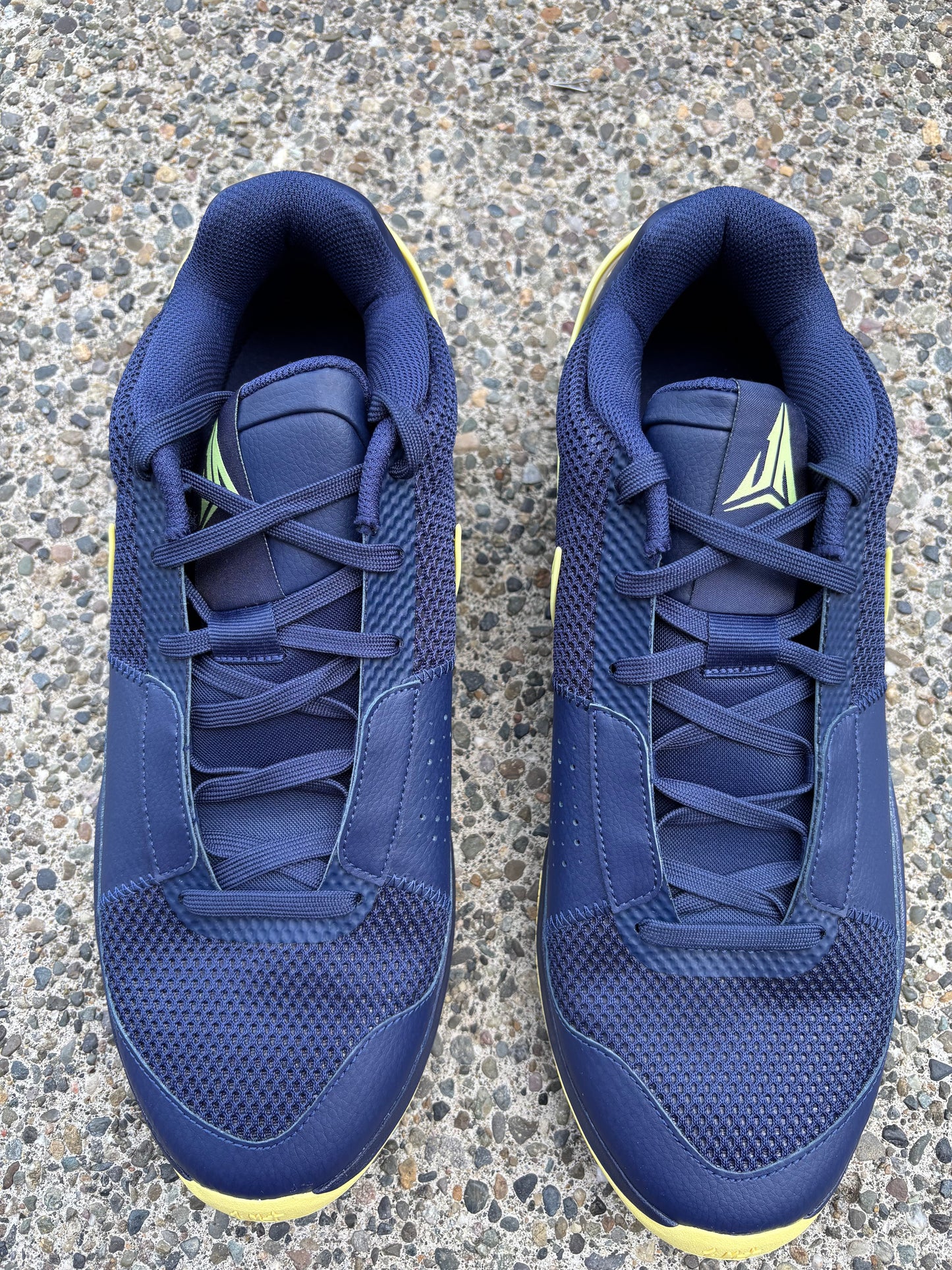 DS 2024 Nike Ja 1 Murray state navy Size 13