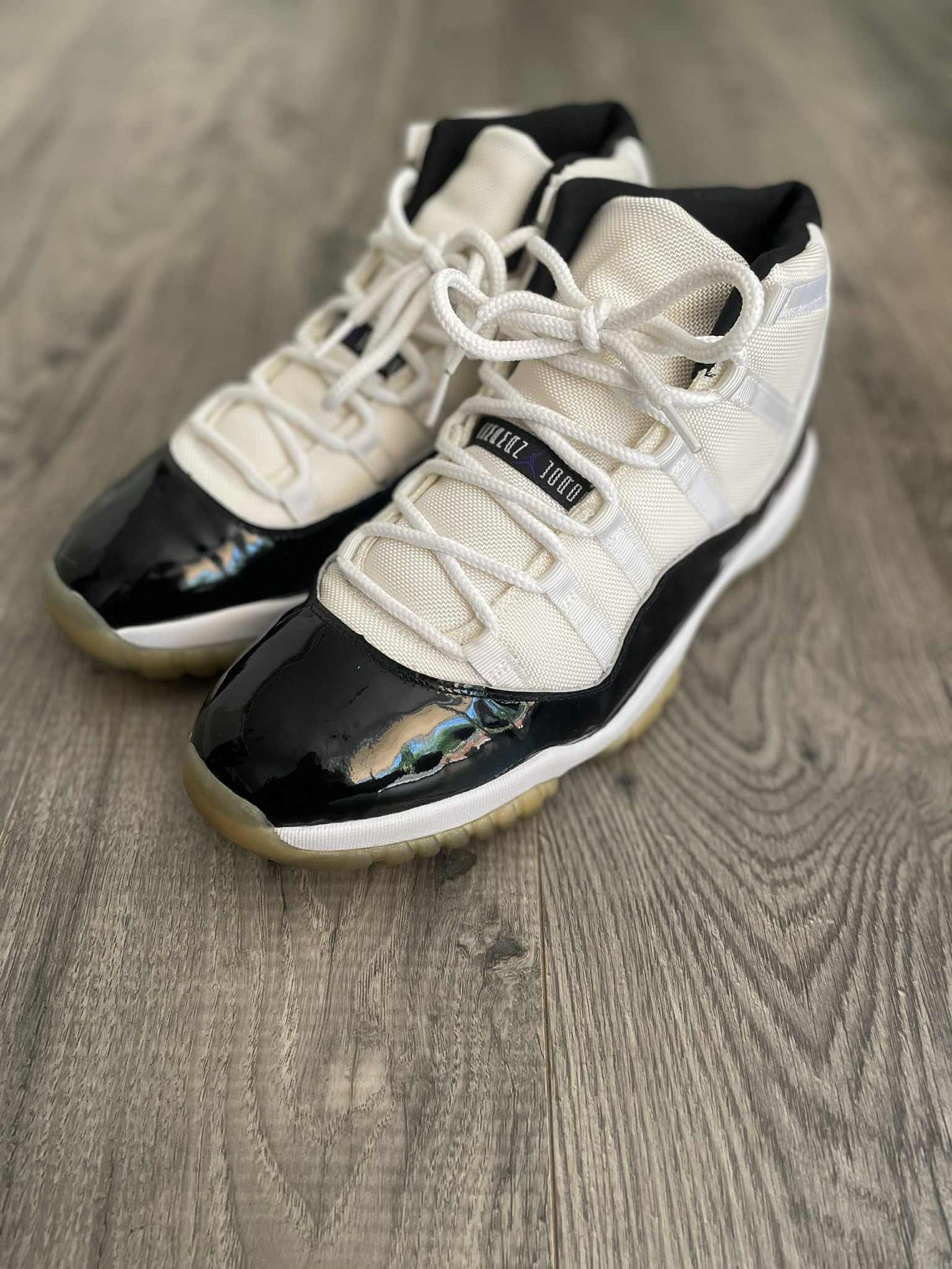 2000 Jordan 11 retro Concord size 13 with box