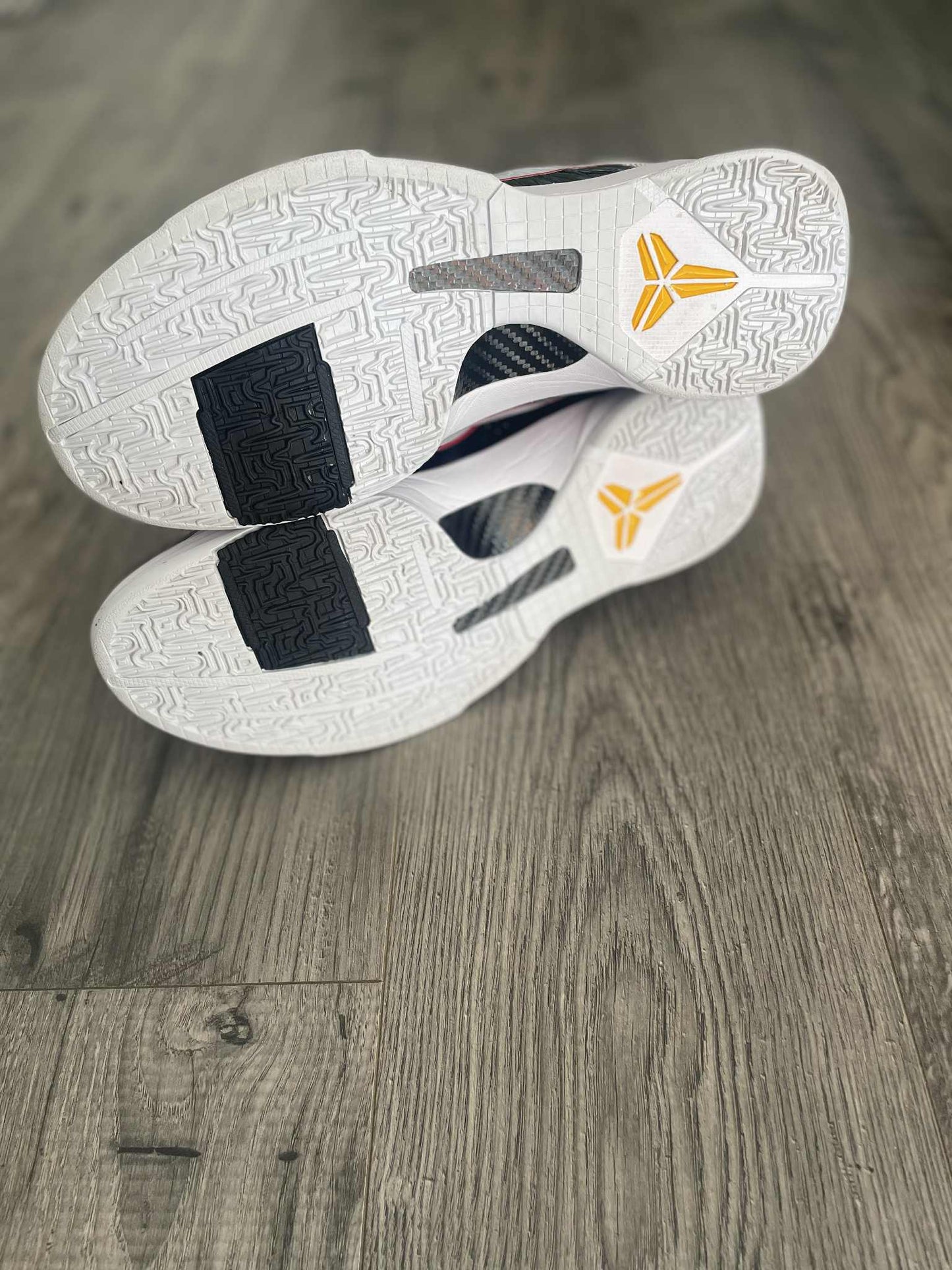 2020 Kobe 5 protro Bruce Lee alternate size 13 with Box