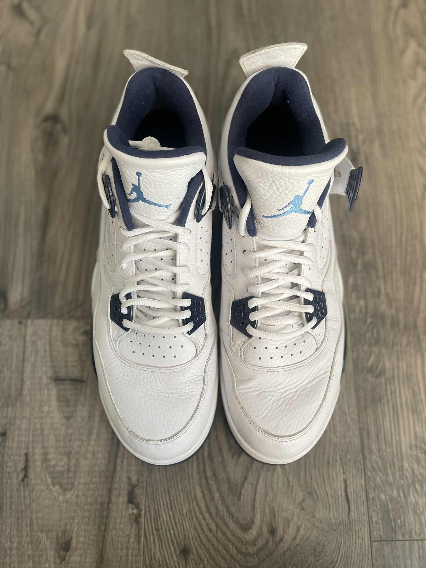 2015 Jordan 4 Columbia size 13 with Box