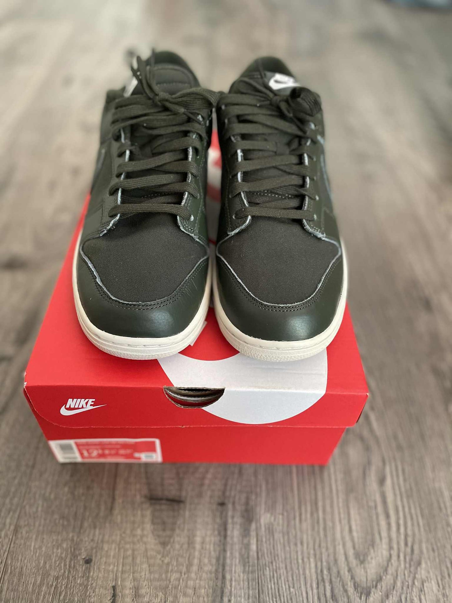 Nike Dunk sequoia Size 12.5 with box