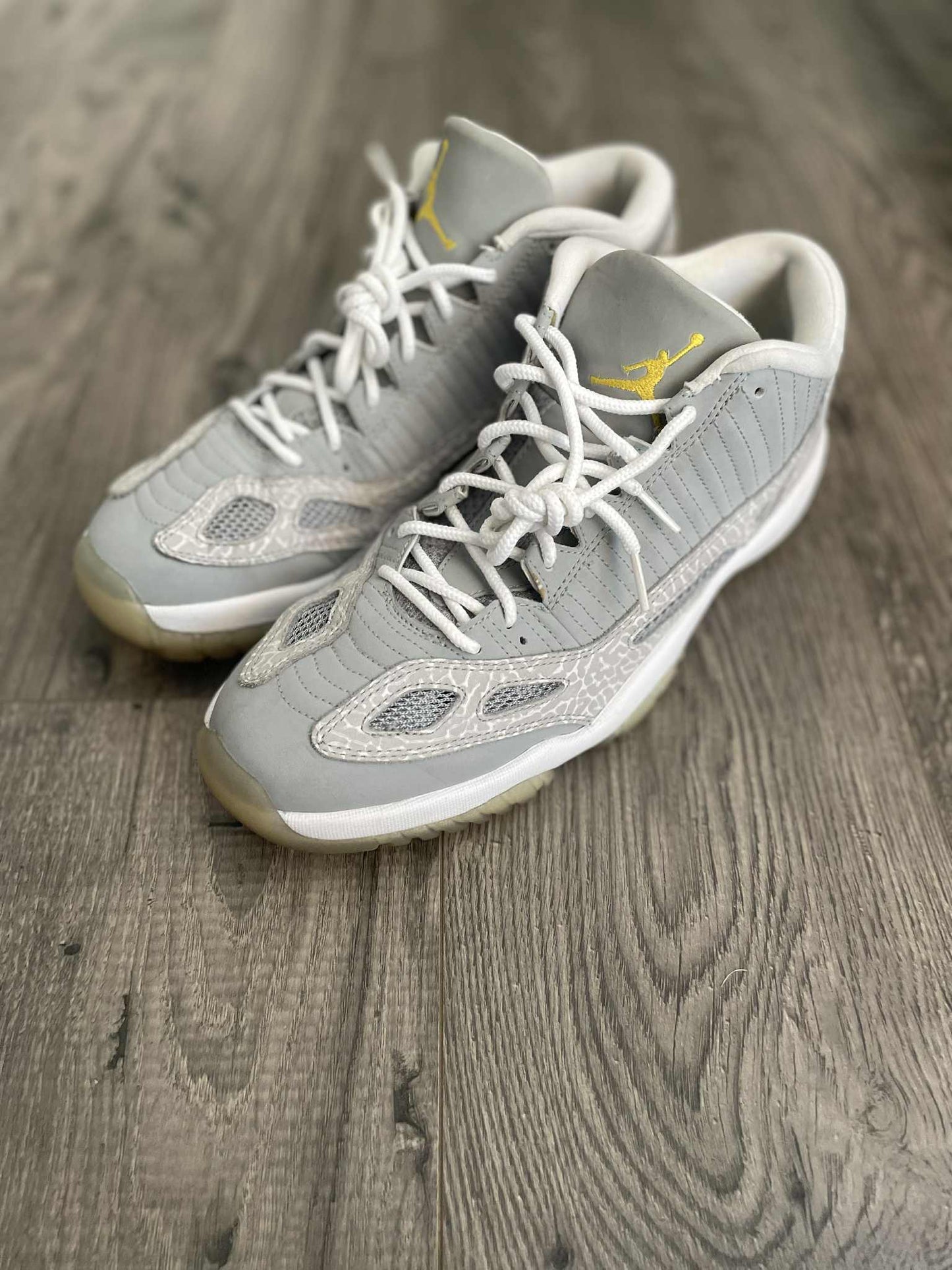 2007 Jordan 11 cool grey silver zest IE Size 13 with Box