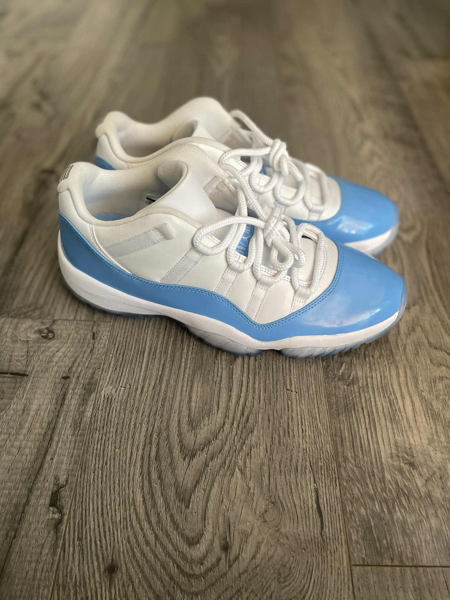 2017 Jordan 11 low retro university blue size 12 with Box