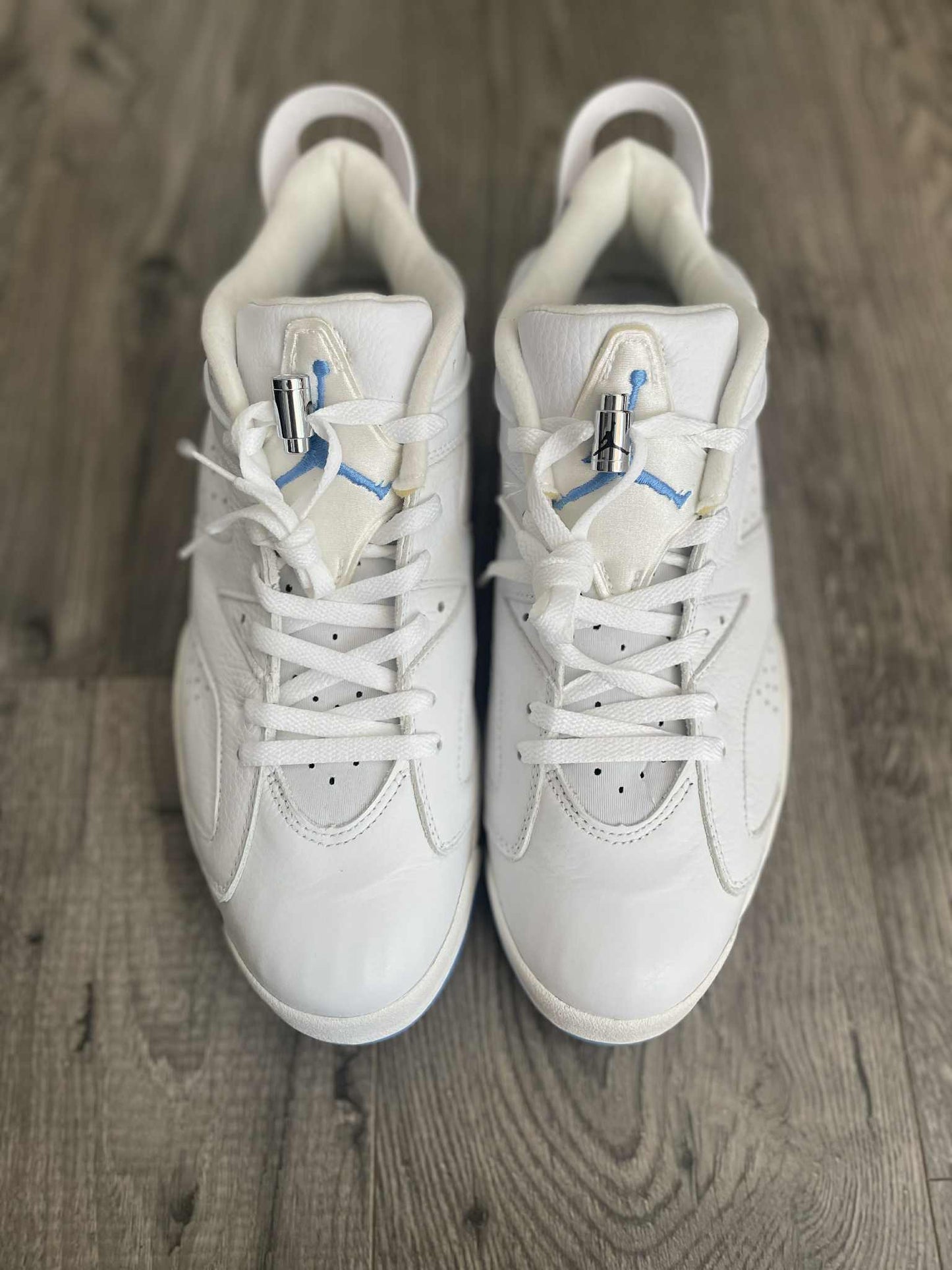 Brand new 2002 Jordan 6 retro low university blue size 13 with Box