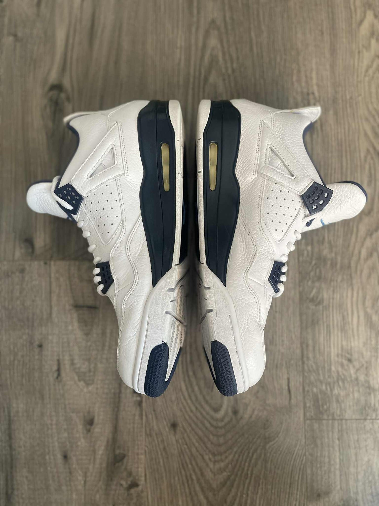 2015 Jordan 4 Columbia size 13 with Box